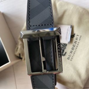 Burberry vintage belt brand new